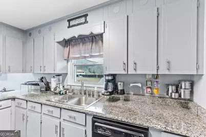 121 Crestwood Road, Warner Robins, GA 31093 - Photo 18