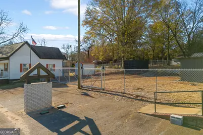 399 S Elm Street, Commerce, GA 30529 - Photo 8