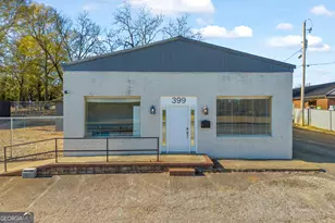 399 S Elm St, Commerce, GA 30529 - Photo 1