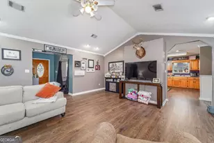 5625 Wooddell Dr, Waycross, GA 31503 - Photo 10