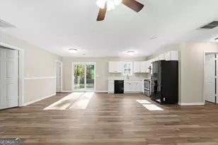 93 Robin Hood Rd, Covington, GA 30014 - Photo 4