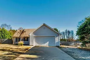 524 Leguin Mill Rd, Locust Grove, GA 30248 - Photo 1