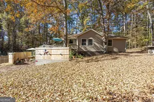 3939 Hillside Ln, Douglasville, GA 30135 - Photo 2