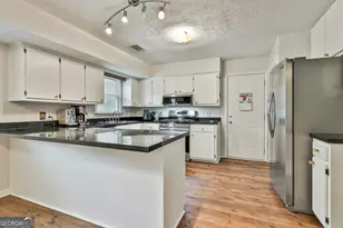 125 Drennan Dr, Fayetteville, GA 30215 - Photo 14