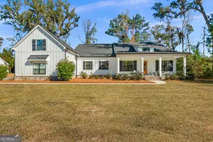 156 Grey Ghost Ct, Richmond Hill, GA 31324 - Photo 2