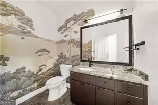 1086 Pine Grove Ave NE, Brookhaven, GA 30319 - Photo 6