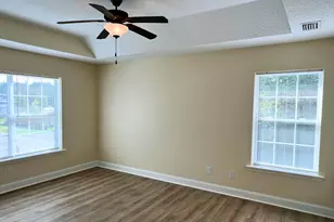 822 E Davis Ave, Kingsland, GA 31548 - Photo 16