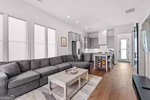 167 Ravenhurst Ln, Fayetteville, GA 30214 - Photo 2