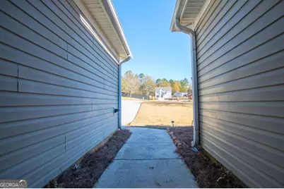 226 Hampton Oaks Circle, Villa Rica, GA 30180 - Photo 6