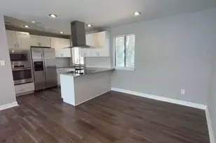 1674 Freedom Valley, Decatur, GA 30032 - Photo 4