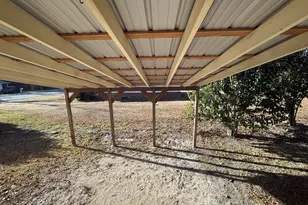 306 S Tillman St, Glennville, GA 30427 - Photo 12