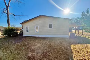 306 S Tillman St, Glennville, GA 30427 - Photo 4