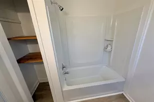 306 S Tillman St, Glennville, GA 30427 - Photo 18