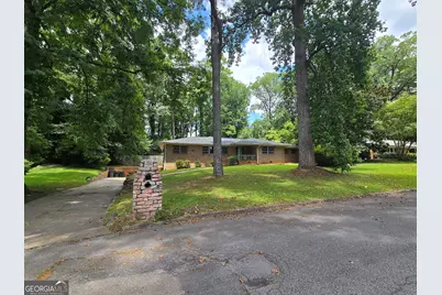 351 Colorado Avenue, Hapeville, GA 30354 - Photo 2