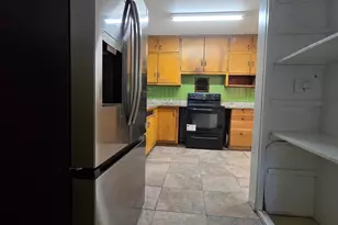 351 Colorado Ave, Hapeville, GA 30354 - Photo 36