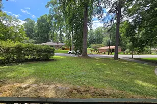 351 Colorado Ave, Hapeville, GA 30354 - Photo 4