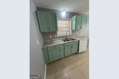 1682 Charmeth Road, Lithonia, GA 30058 - Photo 10