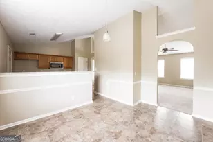 10576 Day Lily Dr, Hampton, GA 30228 - Photo 4