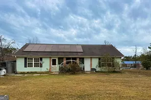 387 Burton St, Nahunta, GA 31553 - Photo 2