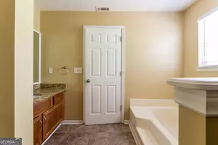 6805 Silver Maple Dr, Rex, GA 30273 - Photo 12