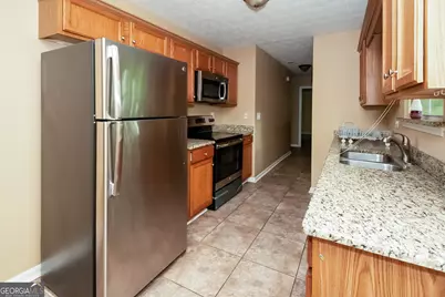 685 Nassau Street, Forest Park, GA 30297 - Photo 4