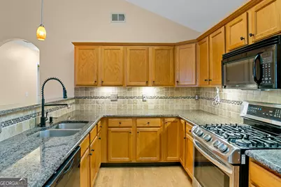 5062 Kathryn Glen Drive, Acworth, GA 30101 - Photo 2