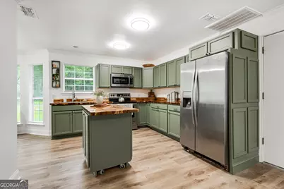 416 Deals Circle S, Woodbine, GA 31569 - Photo 6