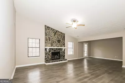 6961 Apache Lane, Riverdale, GA 30274 - Photo 4