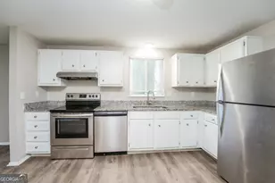 5200 Martins Crossing Rd, Stone Mountain, GA 30088 - Photo 10