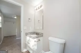 5200 Martins Crossing Rd, Stone Mountain, GA 30088 - Photo 16