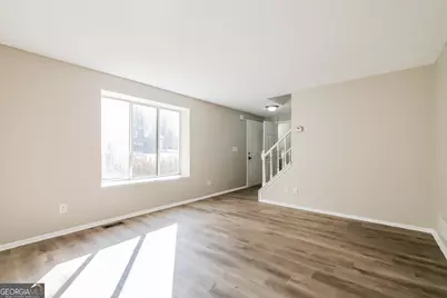 5200 Martins Crossing Road, Stone Mountain, GA 30088 - Photo 4