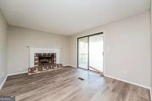 5200 Martins Crossing Rd, Stone Mountain, GA 30088 - Photo 6