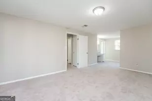 5200 Martins Crossing Rd, Stone Mountain, GA 30088 - Photo 14