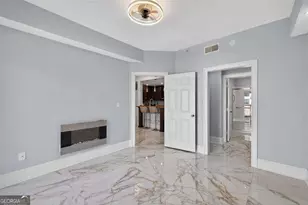 1074 Peachtree Walk NE, Atlanta, GA 30309 - Photo 18