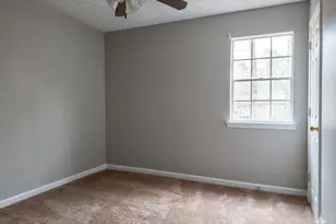 411 Fawnbrook Cir, Griffin, GA 30223 - Photo 8