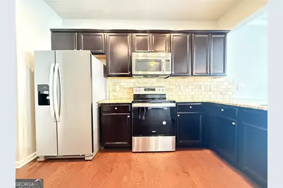 1044 Haley Woods Lane, Lawrenceville, GA 30043 - Photo 10