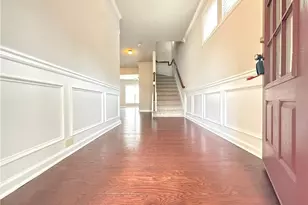 1044 Haley Woods Ln, Lawrenceville, GA 30043 - Photo 4