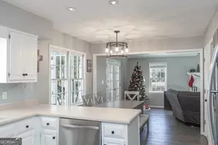 100 Dunsnay Way, Peachtree City, GA 30269 - Photo 8