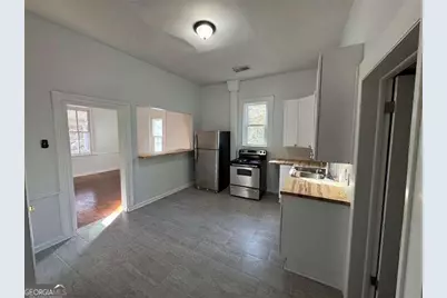 194 N Clarendon Avenue, Avondale Estates, GA 30002 - Photo 4