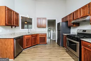 2068 Winsburg Dr NW, Kennesaw, GA 30144 - Photo 10