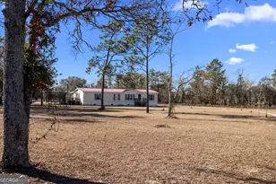 585 Brangus Ln, Collins, GA 30421 - Photo 34