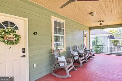 42 Poplar Street NE, Porterdale, GA 30014 - Photo 2