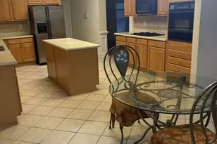 1086 Rowanshyre Cir, McDonough, GA 30253 - Photo 8