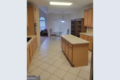 1086 Rowanshyre Circle, McDonough, GA 30253 - Photo 6