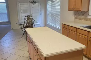 1086 Rowanshyre Cir, McDonough, GA 30253 - Photo 18