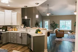 4304 Commonwealth Cir, Newnan, GA 30263 - Photo 10