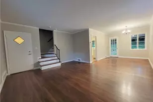 1321 Stillwood NE Unit B Dr, Atlanta, GA 30306 - Photo 2