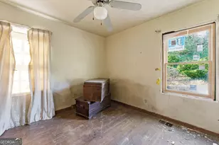 914 Edwin St NW, Atlanta, GA 30318 - Photo 14