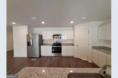 313 Gazebo Drive, Bonaire, GA 31005 - Photo 2