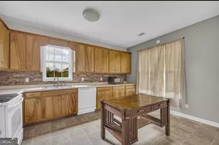 308 Idle Acres Ln, Lavonia, GA 30553 - Photo 8